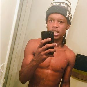 Meet your Posher, Ernest